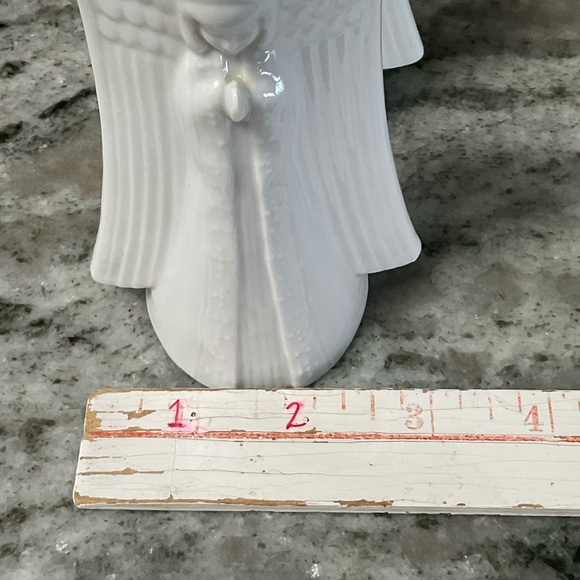 CCCC Japan Vintage Praying ANGELS White Porcelain Pair Candlestick Holders 4.25" - Picture 8 of 8